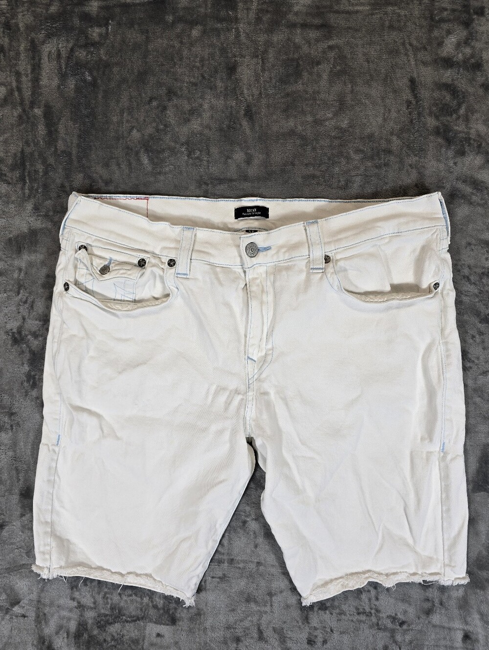 True Religion Ricky Relaxed Straight Shorts Size 40 White